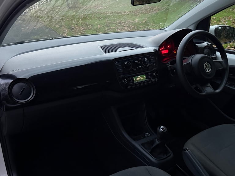 2015 Volkswagen up! 1.0 Move Up 3dr HATCHBACK Petrol Manual