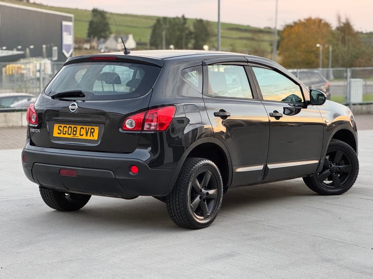 Nissan Qashqai Visia 1.6 | 12 months MOT | LEZ Compliant