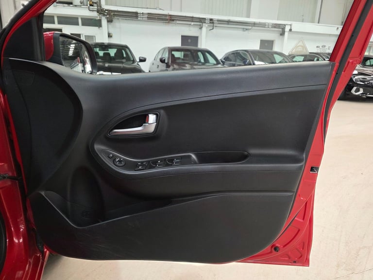 2015 Kia Picanto 1.25 2 Auto Euro 5 5dr HATCHBACK Petrol Automatic