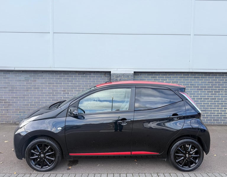 2017 Toyota AYGO 1.0 VVT-i x-press Euro 6 5dr HATCHBACK Petrol Manual