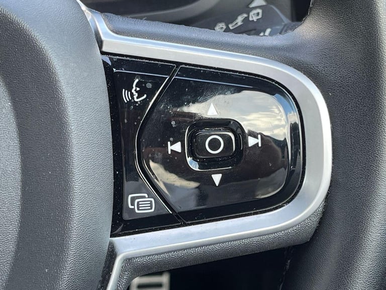 2022 Volvo XC60 2.0 B4 MHEV Plus Auto AWD Euro 6 (s/s) 5dr ESTATE Diesel/Electric Hybrid Automatic