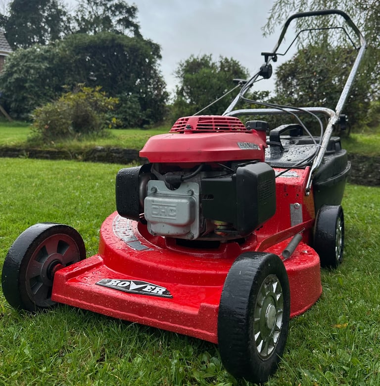 image for Honda 20”cut Rover alloy deck petrol lawnmower super condition mower lifts wet grass Fully serviced 
