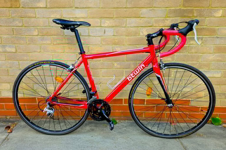 B'TWIN TRIBAN CARBON FIBRE ROAD BIKE 54CM21 MD 