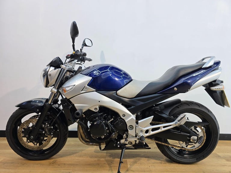 Suzuki GSR600 Blue 2006 - Crash Bungs, Adjustable Levers, Gear Indicator