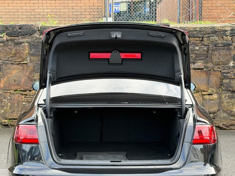 2017 Audi A6 Saloon 2.0 TDI ultra Black Edition S Tronic Euro 6 (s/s) 4dr SALOON Diesel Automatic