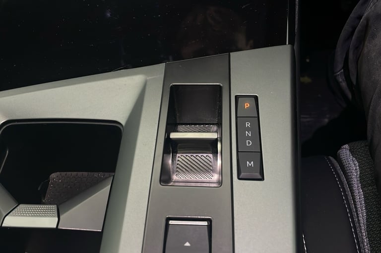  Vauxhall Grandland 1.2 Mhev Ultimate Suv 5dr Petrol Hybrid E Dct Euro 6 s/s