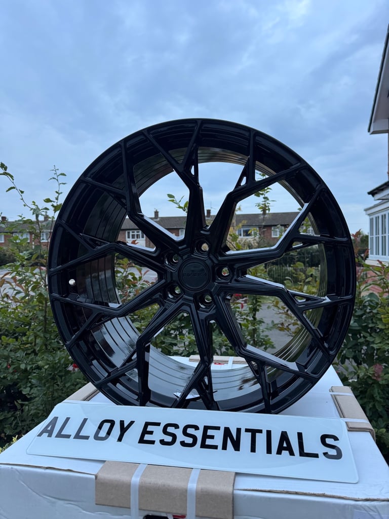 22” Riviera RF5 Alloy Wheels in Gloss Black - Ranger Rover Vogue Sport Defender Discovery