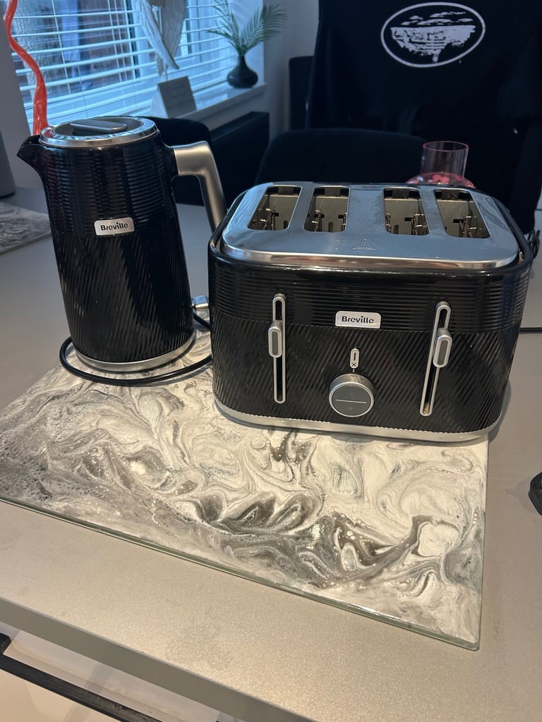image for Breville kettle and toaster 
