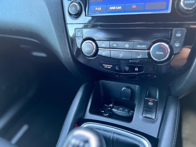 2018 Nissan Qashqai 1.2 DIG-T Tekna Euro 6 (s/s) 5dr HATCHBACK Petrol Manual
