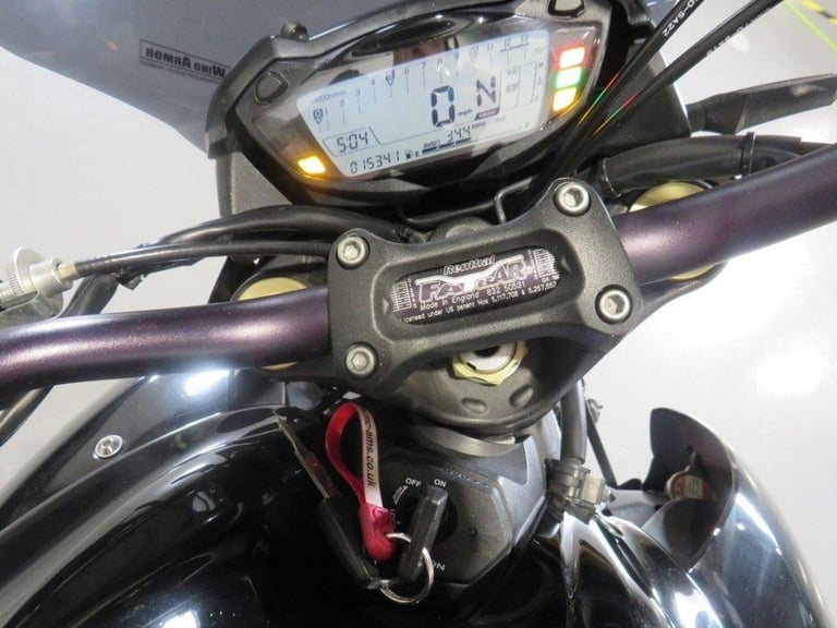 2015 15 SUZUKI GSX-S1000 ABS