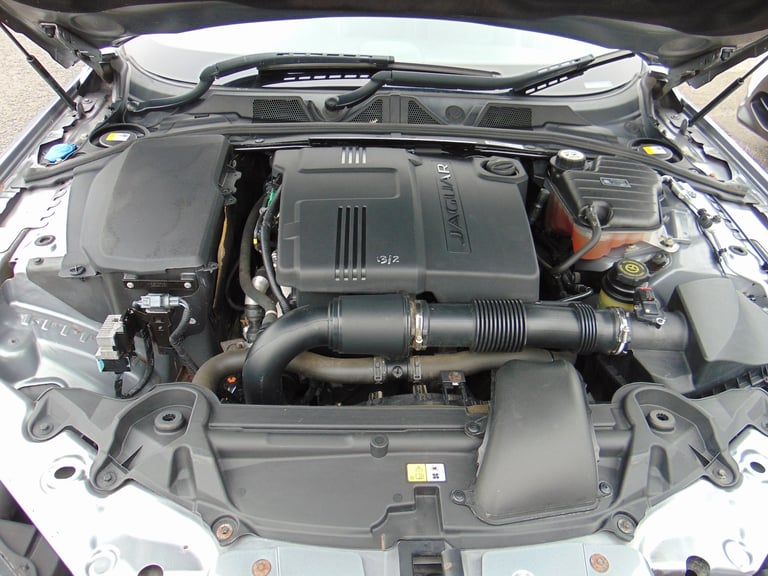 2014 Jaguar XF 2.2d 200 R-Sport 4dr Auto Diesel