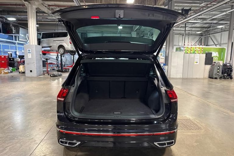 2023 Volkswagen Tiguan 2.0 TDI R-Line 5dr DSG ESTATE DIESEL Automatic