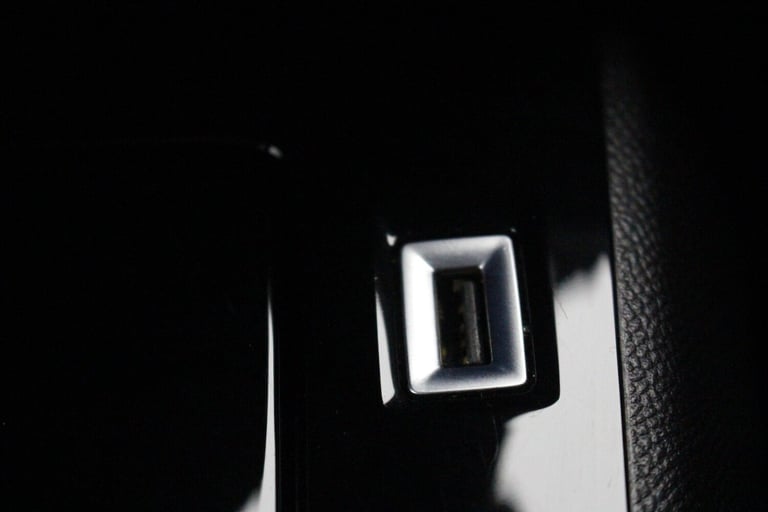 2022 Peugeot 208 5dr 100kW Allure Premium 50kWh Automatic Hatchback Electric Automatic