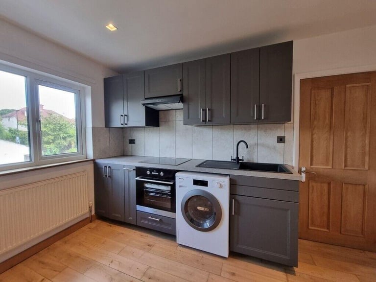 A newly refurbished 3 Bed flat for rent. 2 mins from Acton Town tube station. £2850 Inc ALL BILLS!