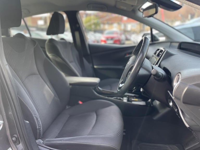 2022 Toyota Prius 1.8 VVT 8.8kWh Business Edition Plus CVT Euro 6 (s/s) 5dr HATCHBACK Petrol/Elec...