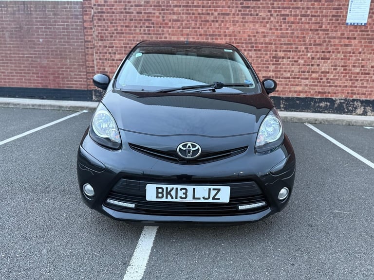 2013 Toyota AYGO 1.0 VVT-i Fire 5dr [AC] HATCHBACK PETROL Manual