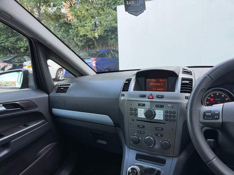 Vauxhall Zafira 1.6 Breeze Euro 4 5dr Petrol Manual - Image 48