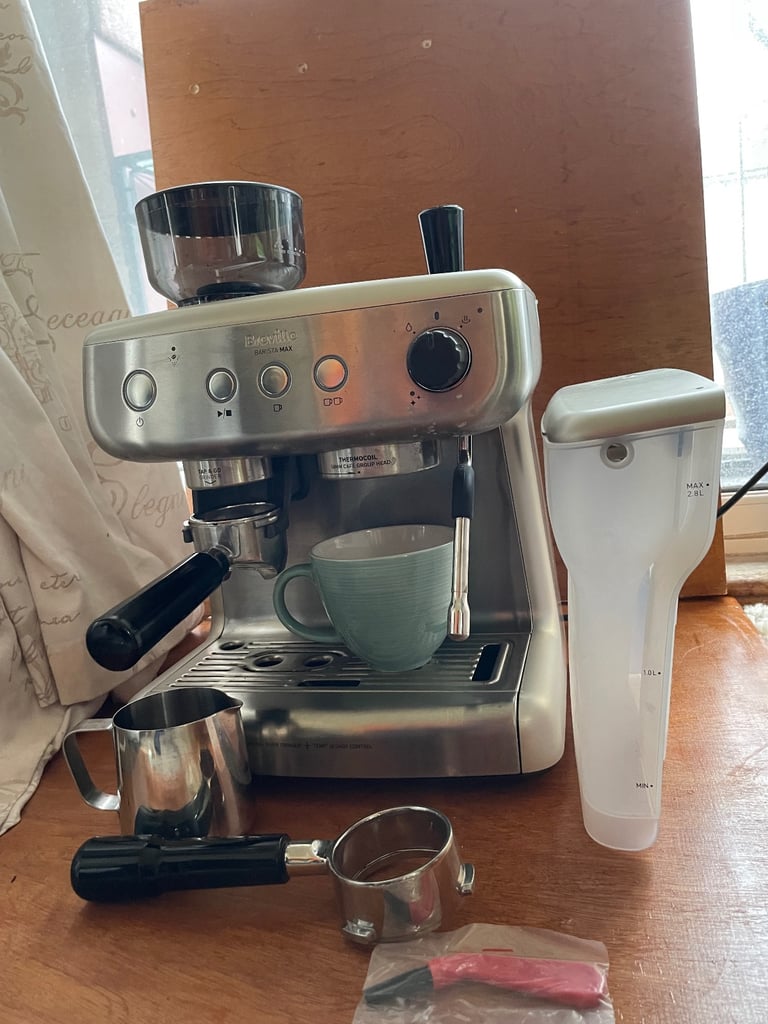 Breville Max Bean to Cup Barista Coffee Machine with Extras and Warranty RRP £499