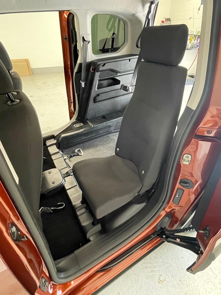 PEUGEOT RIFTER 1.5 WAV wheelchair accessible vehicle 2021