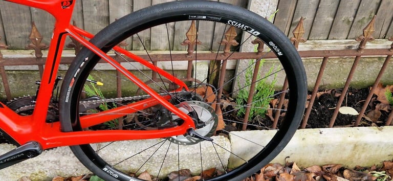 Giant Defy Advanced 2 Carbon Small Endurance Road Bike 