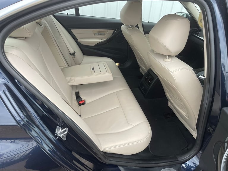 2015 BMW 3 Series 320d Luxury 4dr Step Auto [Business Media] SALOON Diesel Automatic