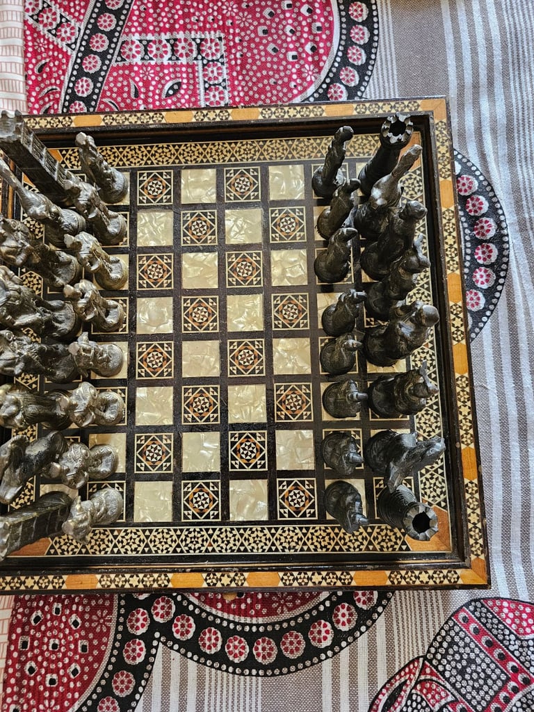 Outstanding Chess set