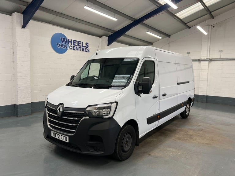 2023 Renault Master 2.3 dCi 35 Business+ FWD LWB Medium Roof Euro 6 4dr Panel Van Diesel Manual