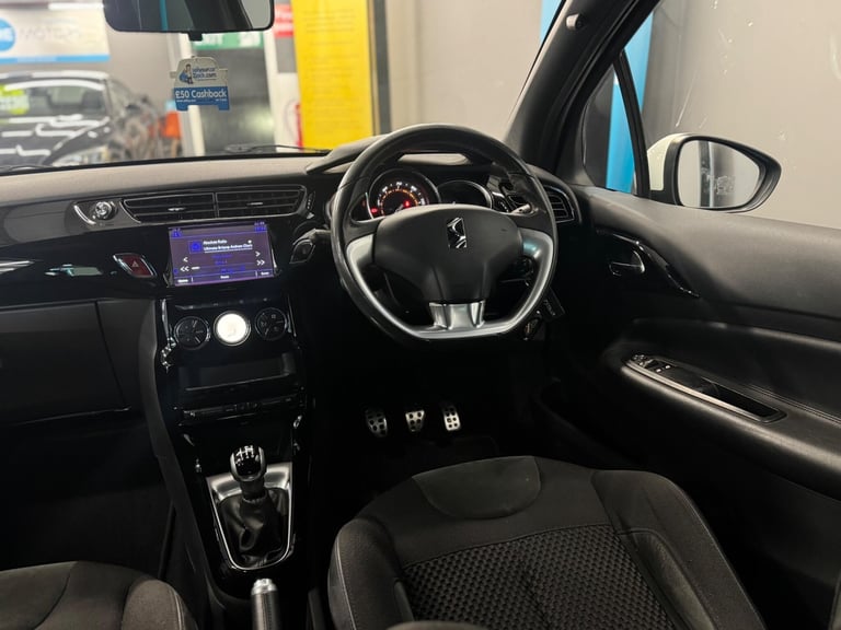 2016 DS Automobiles DS 3 1.2 PureTech Elegance Euro 6 (s/s) 3dr HATCHBACK Petrol Manual
