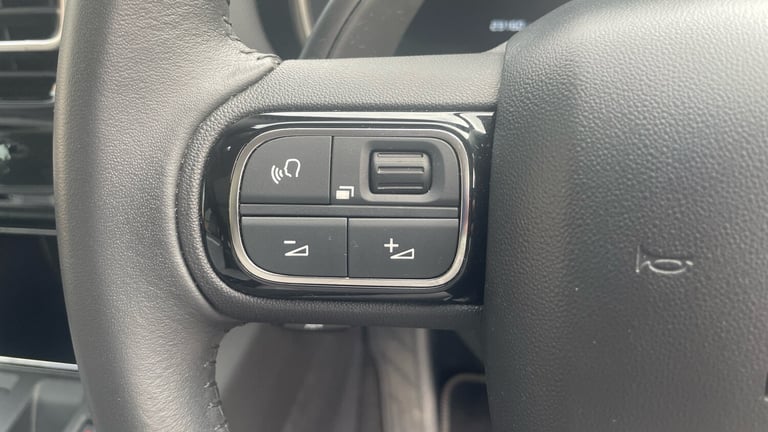 2023 Citroen C5 Aircross 1.2 PureTech MHEV e-series SUV 5dr Petrol Hybrid e-DSC Euro 6 (s/s) (136...