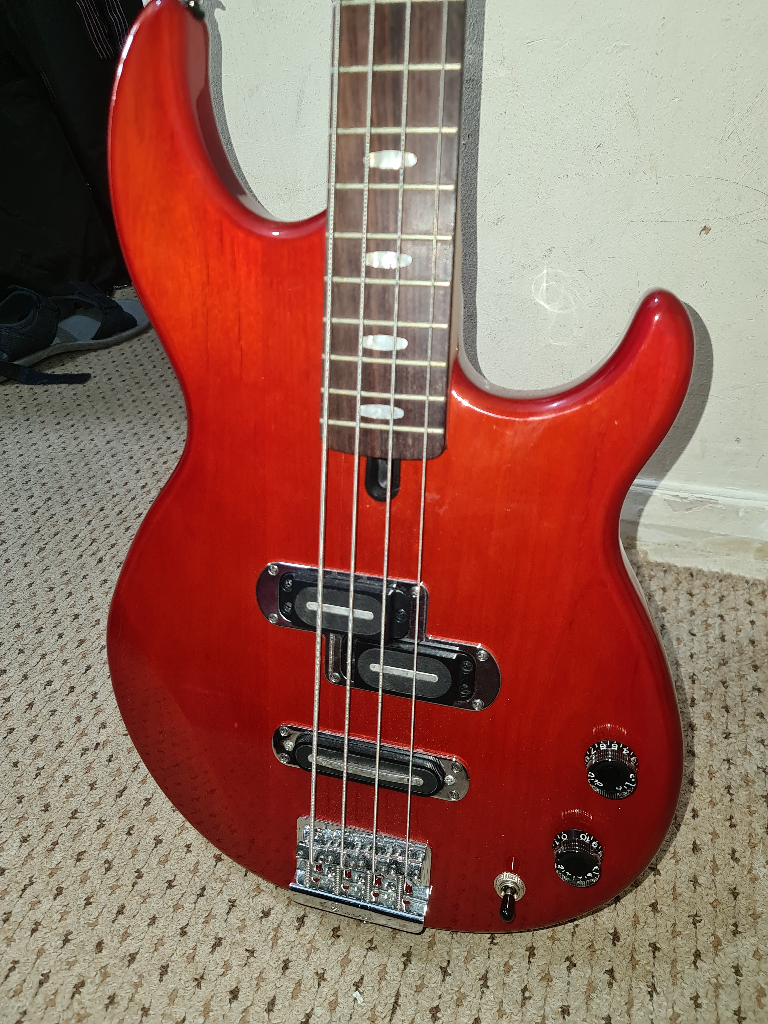 Yamaha BB1024 Professional Bass Guitar 