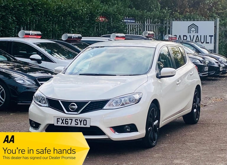 2017 Nissan Pulsar 1.5 dCi N-Connecta 5dr [Smart Vision/AVM] HATCHBACK DIESEL Manual