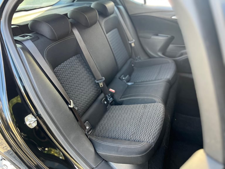 2017 Vauxhall Astra 1.4i Turbo SRi VX Line Euro 6 5dr HATCHBACK Petrol Manual