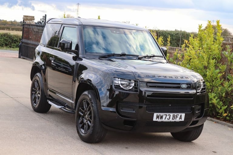 2023 Land Rover Defender 3.0 D250 Hard Top Auto PANEL VAN DIESEL Automatic