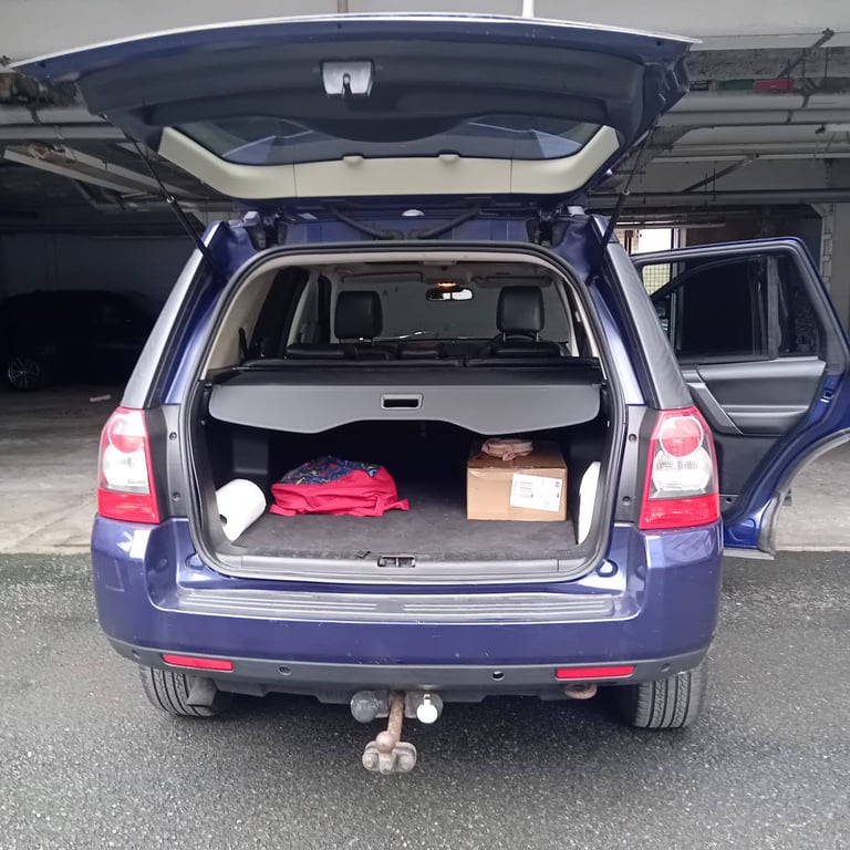 Land Rover, FREELANDER, Estate, 2010, Manual, 2179 (cc), 5 doors