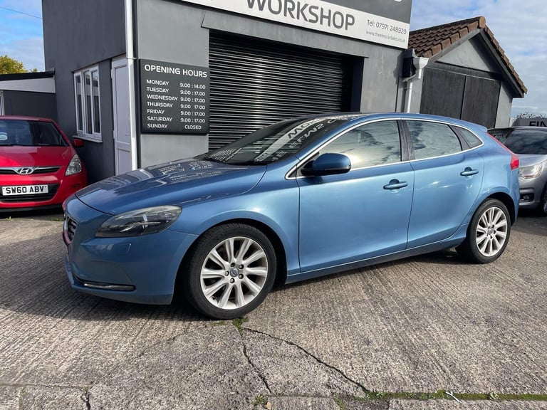 2014 Volvo V40 Se Luxury D2 Hatchback Diesel Manual