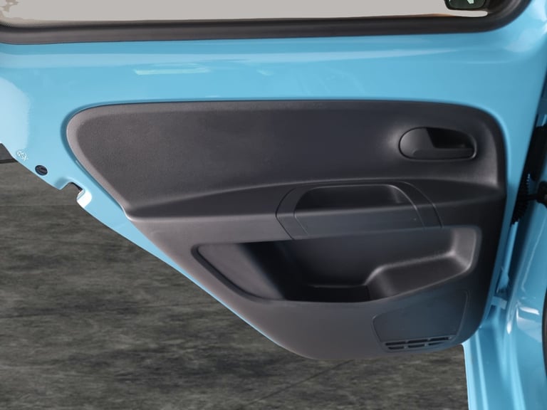 2022 Volkswagen up! 36.8kWh e-up! Hatchback 5dr Electric Auto (82 ps) - BLUETOOTH - CLIMATE CON H...