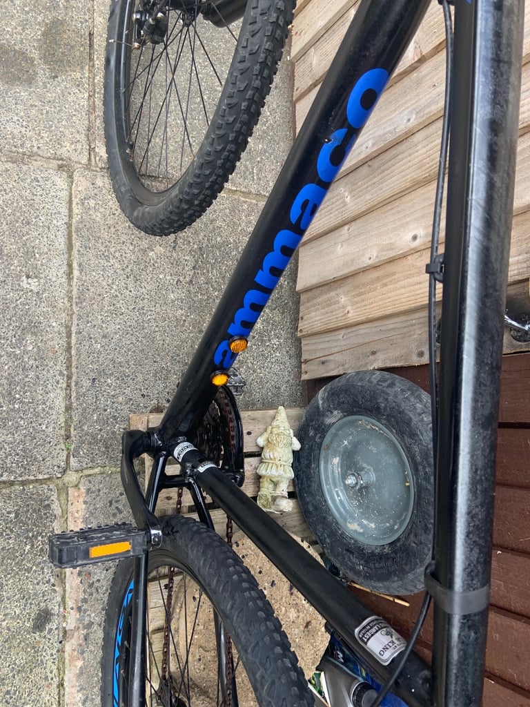 AMANCO 21 speed hybrid mountain bike 