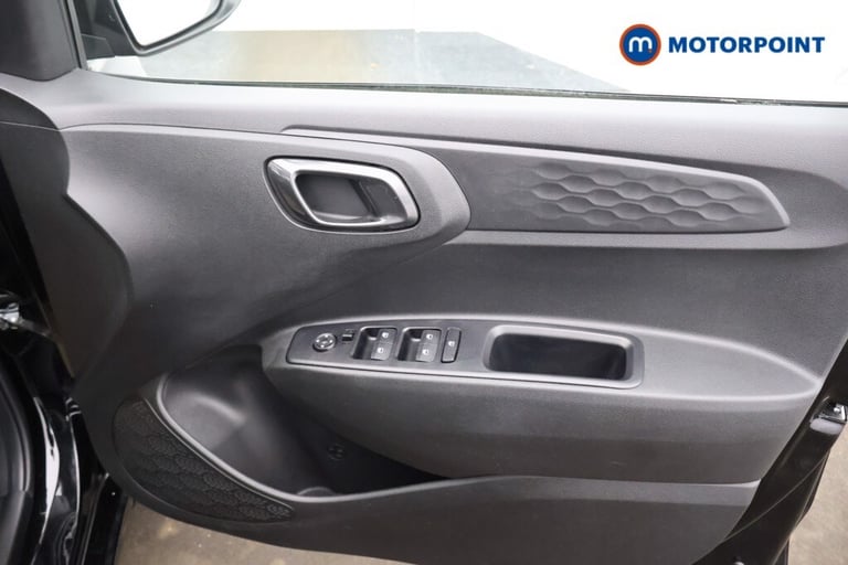2022 Hyundai i10 1.0 MPi SE Connect 5dr Auto Hatchback Petrol Automatic