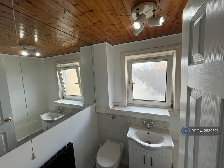 2 bedroom house in Cairngrassie Circle, Portlethen, Aberdeen, AB12 (2 bed) (#2639578)