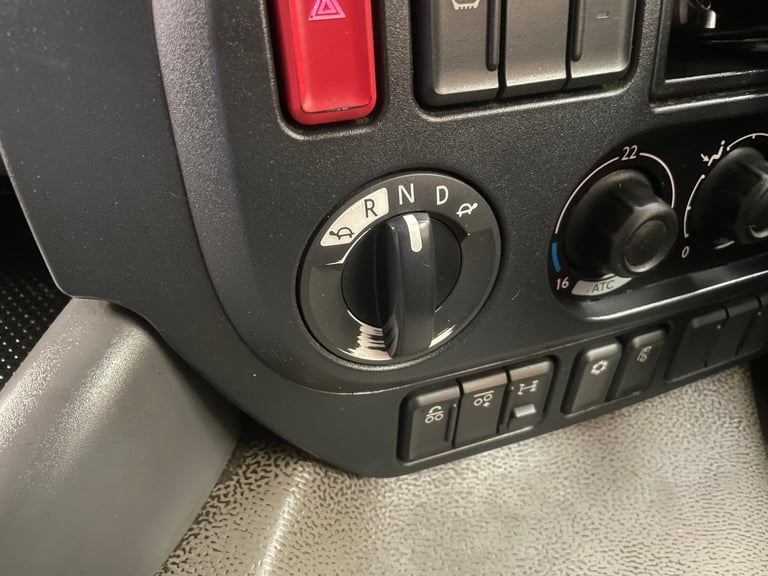 DAF CF290 *EURO 6*, 6X2 26 TONNE INSULATED FRIDGE/FREEZER – 2016 – PF65 LLU