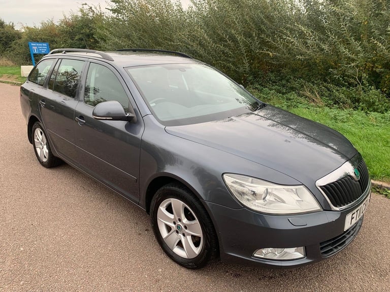 2011 Skoda Octavia 1.6 TDI Elegance DSG Euro 5 5dr ESTATE Diesel Automatic