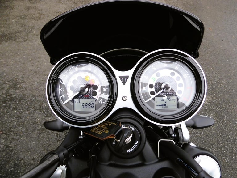 Triumph SPEED TWIN - 2021 - 5,890 Miles at Penrith Motorcycles Ltd