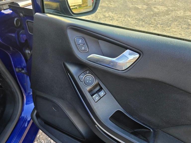 2018 Ford Fiesta 1.0T EcoBoost Zetec Auto Euro 6 (s/s) 5dr Hatchback Petrol Automatic