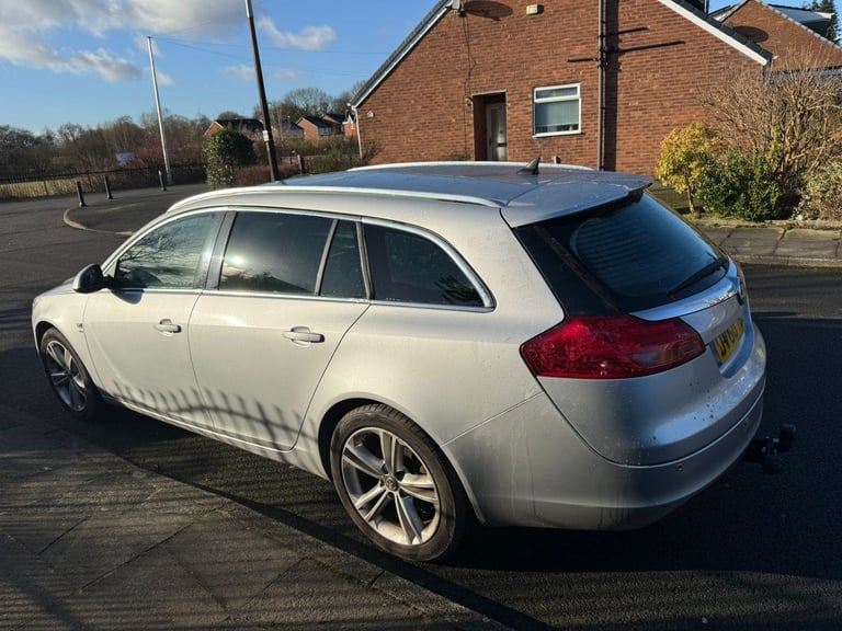 Vauxhall, INSIGNIA, Estate, 2010, Manual, 1956 (cc), 5 doors