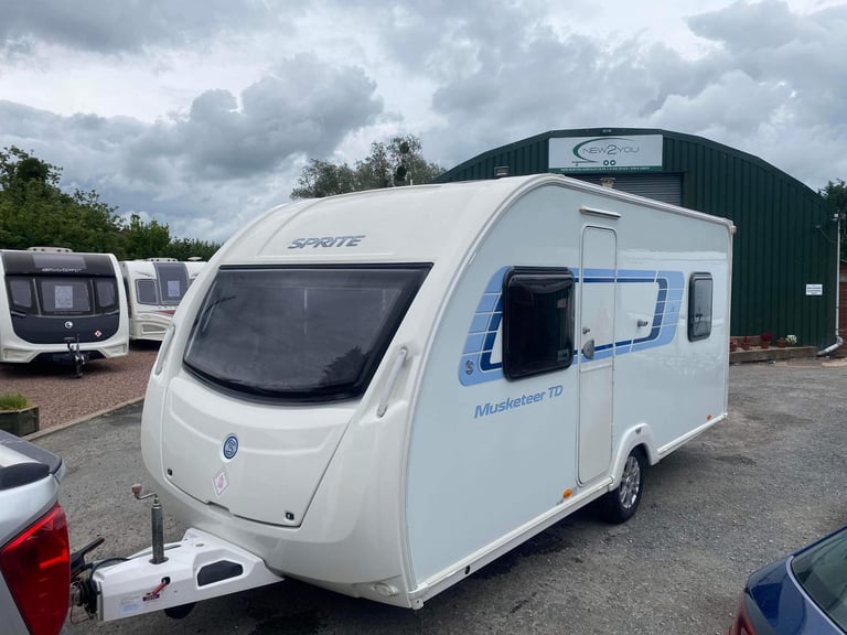 image for 2012 Sprite MUSKETEER 5 Berth Caravan + 6 MONTHS WARRANTY - B007 - NOW £1000 OFF