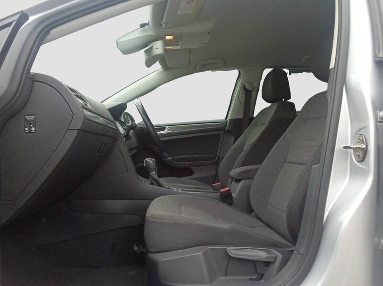 2025 Volkswagen Golf TSI ComfortLine BlueMotionTechnology Hatchback Petrol Automatic