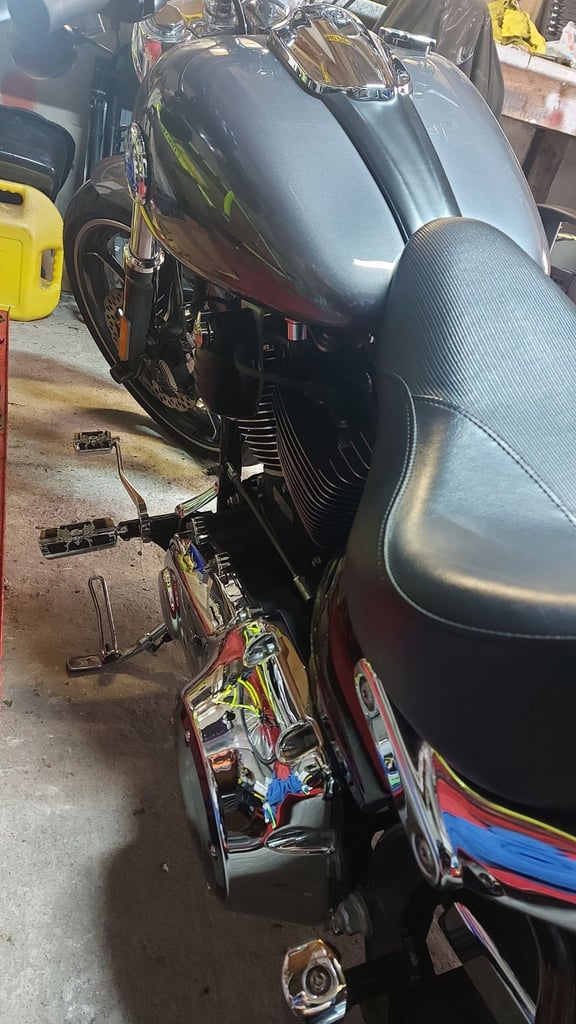 Harley-Davidson, SOFTAIL BREAKOUT, 2015, 1690 (cc)