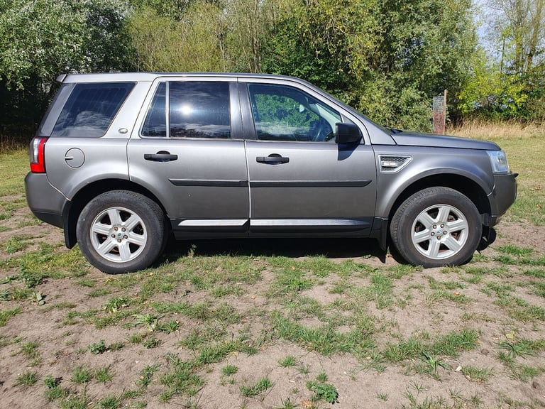 Land Rover, FREELANDER, Estate, 2011, Manual, 2179 (cc), 5 doors