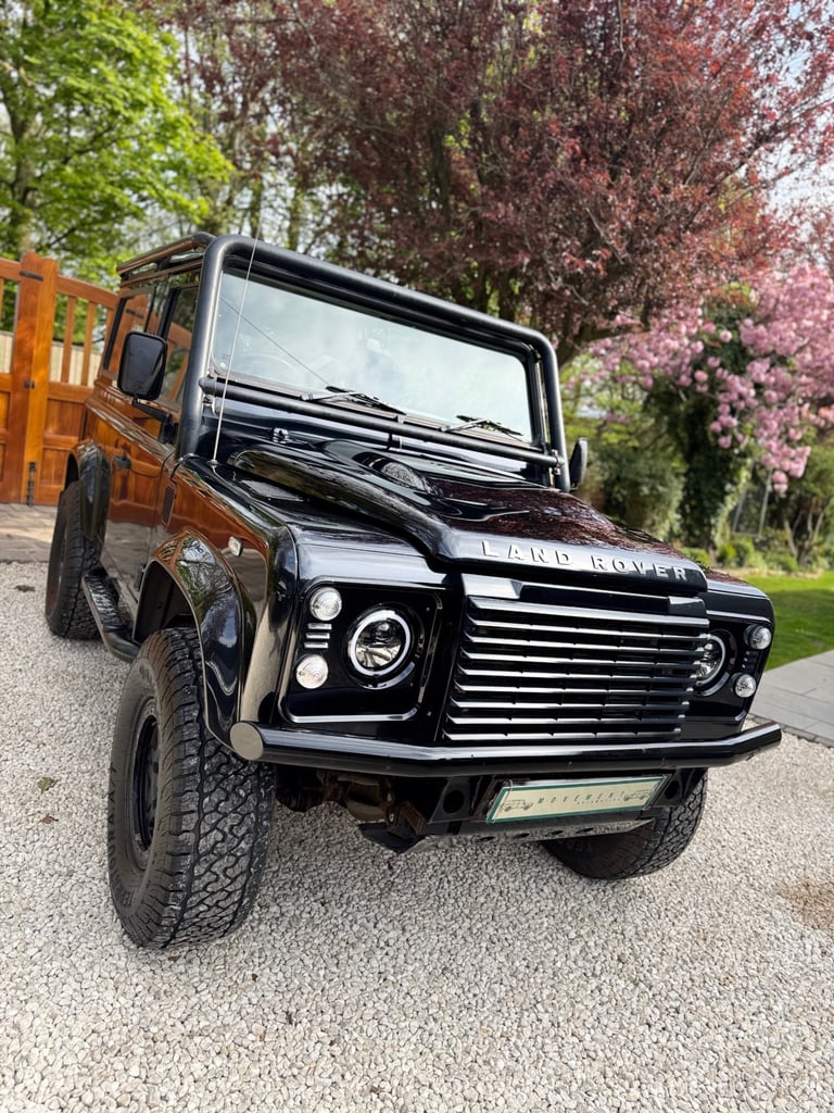 2011 Land Rover Defender XS Station Wagon TDCi WINDOW VAN Diesel Manual