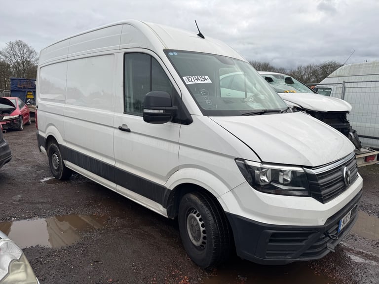Volkswagen crafter lwb 2.0 tdi 2017 white BREAKING FOR PARTS 
